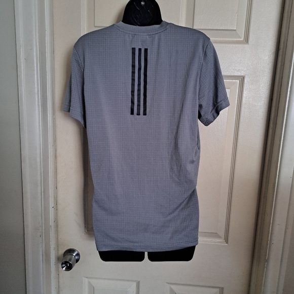 Adidas Shirt size small - Picture 2 of 3